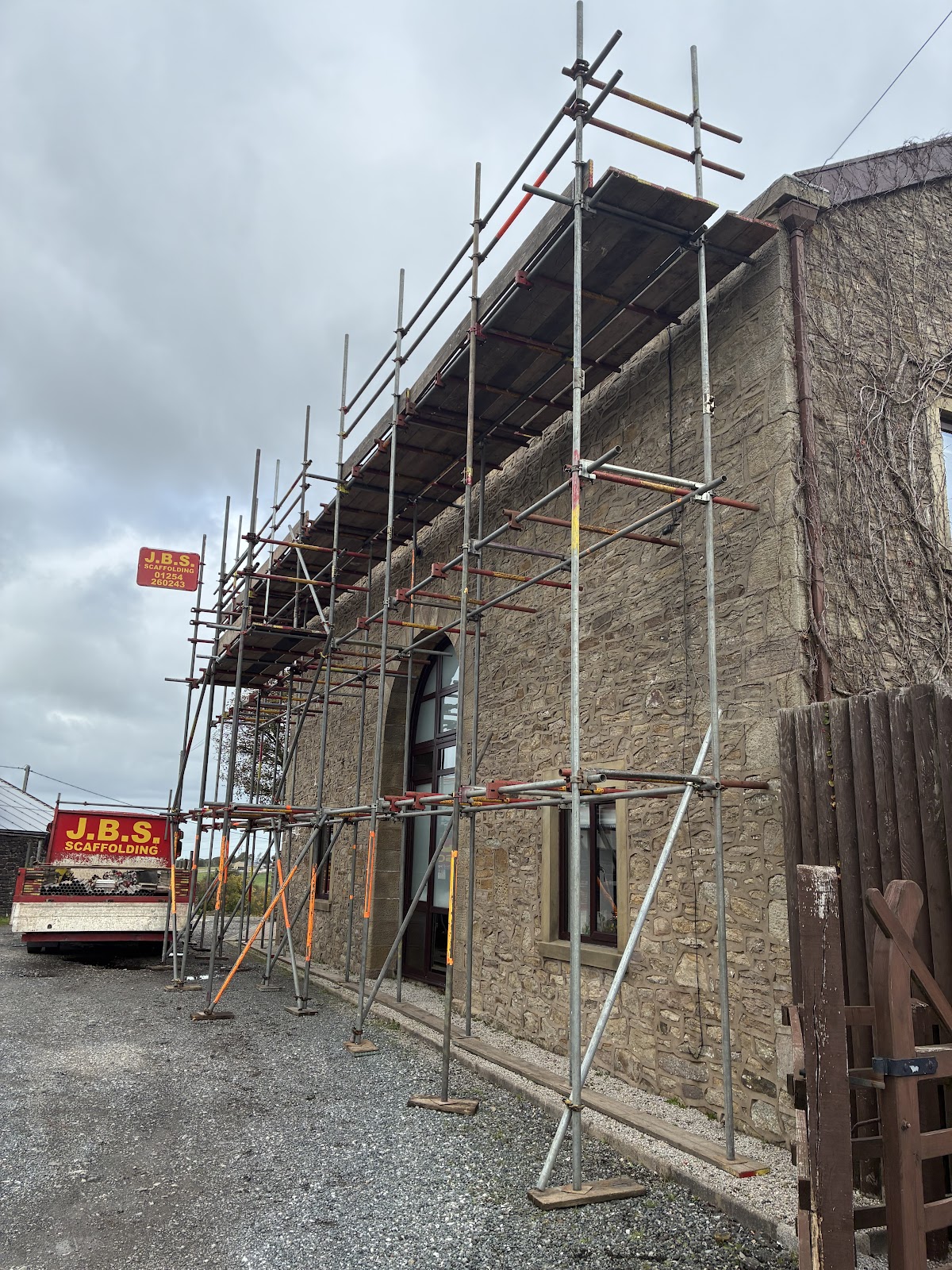 JBS Scaffolding crew at work